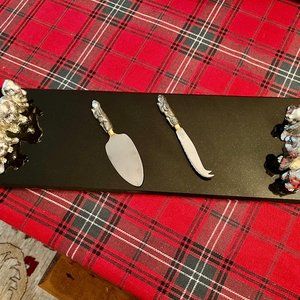 Arthur Court Marble Bunnies Cheese Tray w/Serving Knives